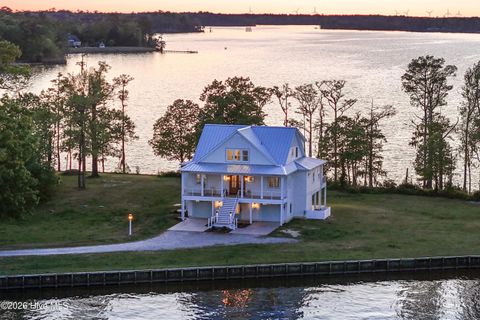 Photo of 333 N Island Crossing, Edenton, NC 27932 (MLS # 100558301)