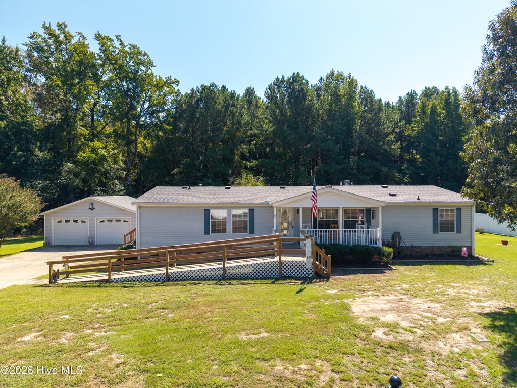 Photo of 1108 Mohave Trail, Edenton, NC 27932 (MLS # 100601427)
