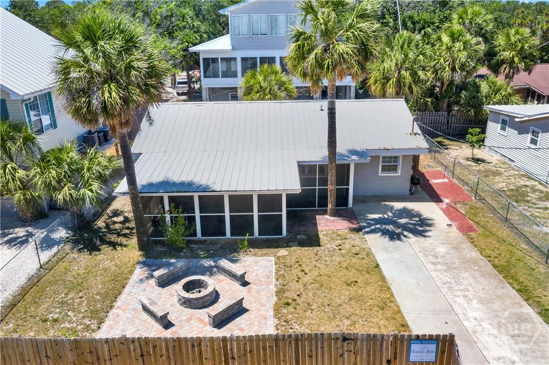 109 Lovell Avenue
