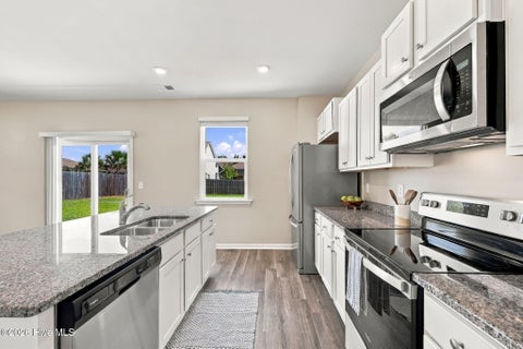 Tiny photo for 808 Airlie Vista Lane, Surf City, NC 28445 (MLS # 100604432)