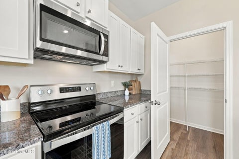 Tiny photo for 808 Airlie Vista Lane, Surf City, NC 28445 (MLS # 100604432)