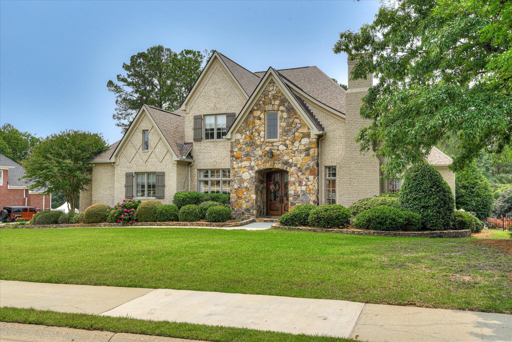 612 Emerald Crossing