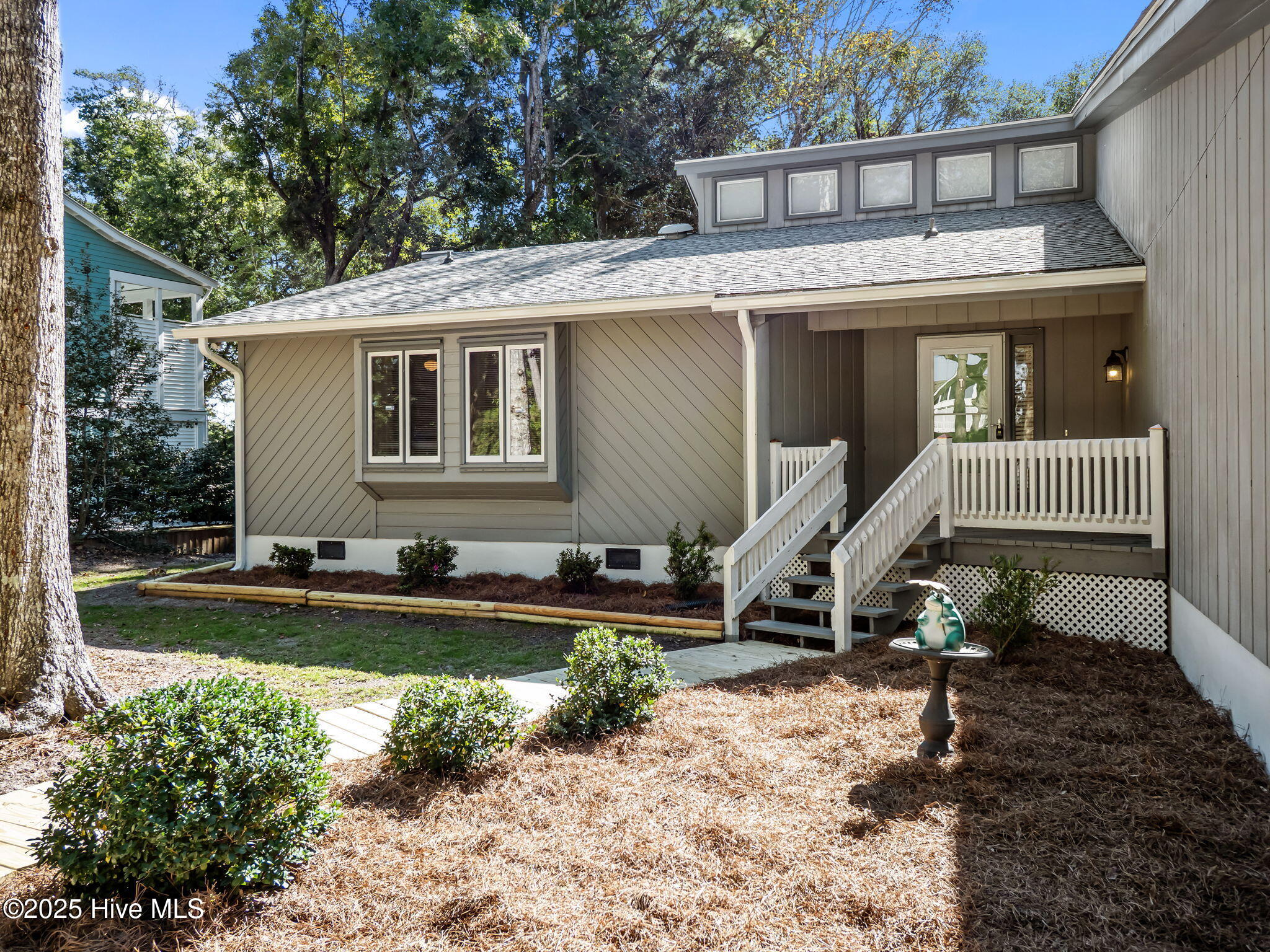 131 Oakleaf Drive