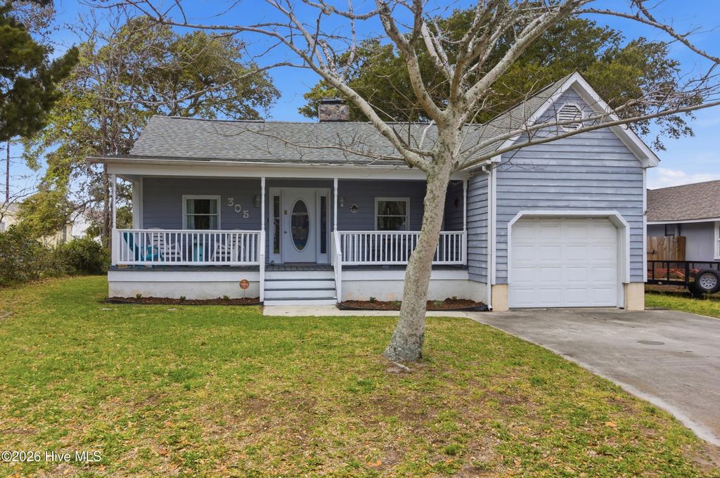 Photo of 305 N 22nd Street, Morehead City, NC 28557 (MLS # 100563760)