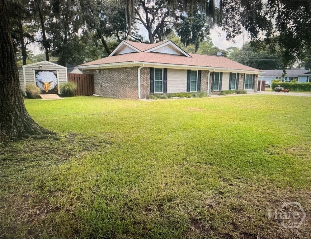 601 Leaning Oaks Drive