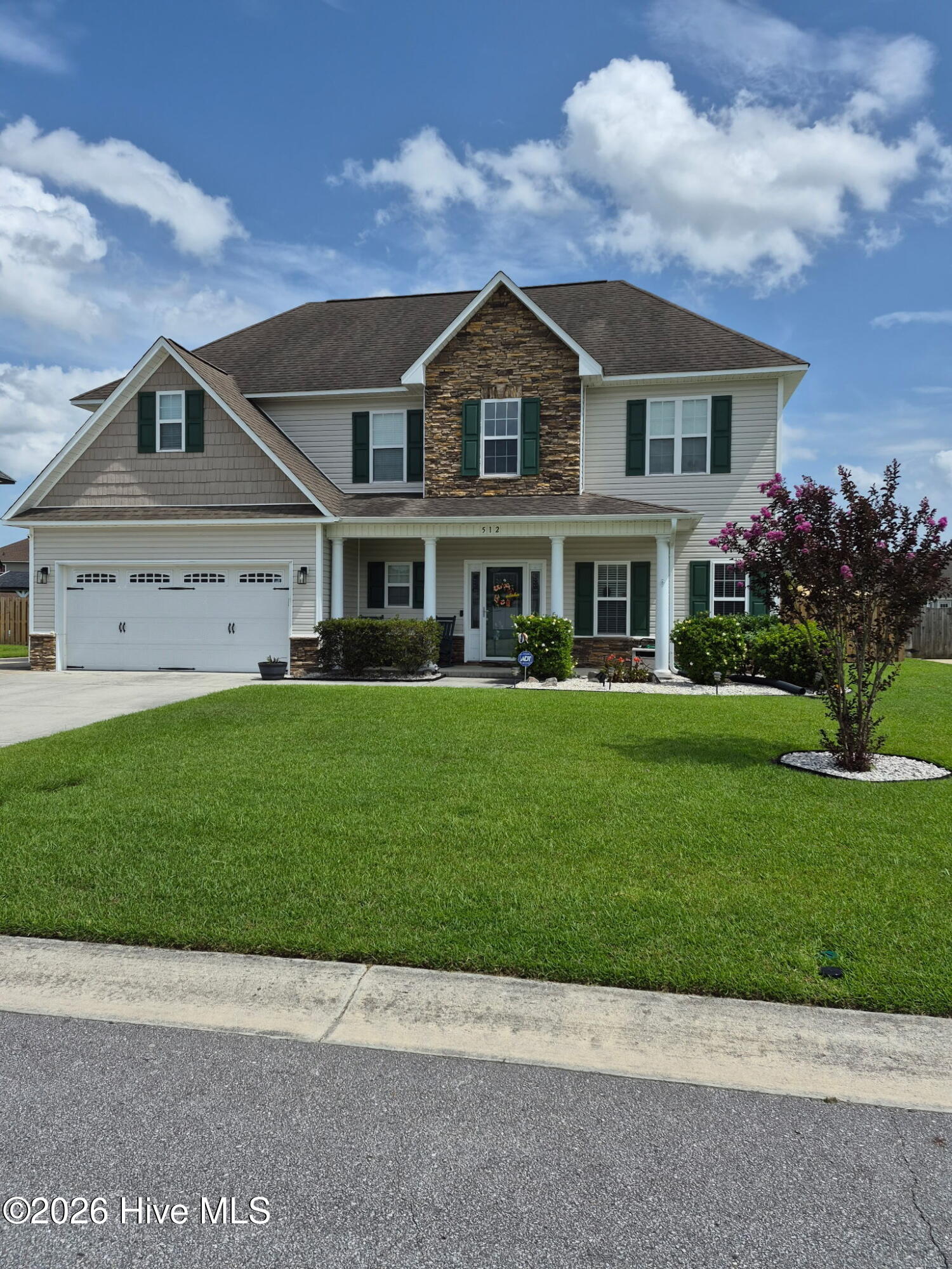 512 Louvre Lane