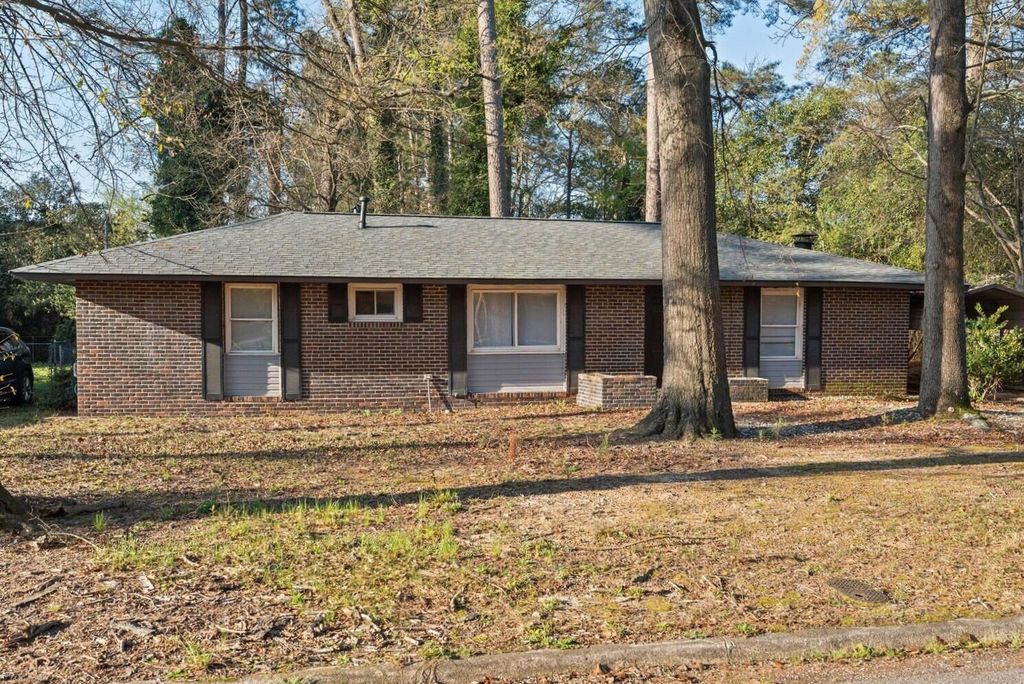 Photo of 2226 Raleigh Drive, Augusta, GA 30904 (MLS # 553577)