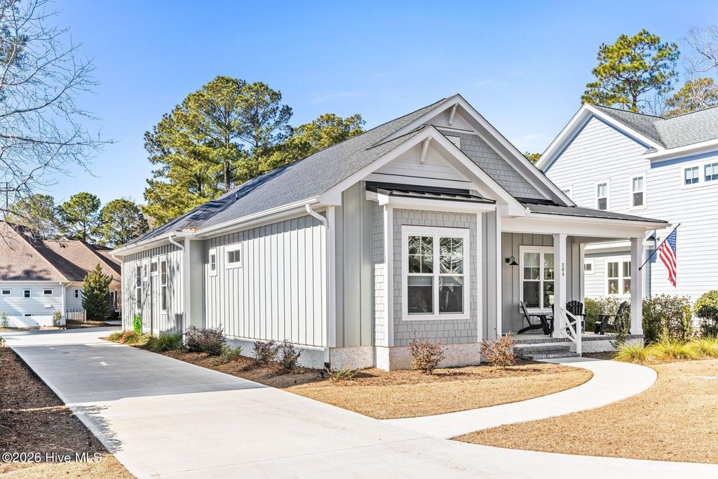 Photo of 204 Cornubia Drive, Castle Hayne, NC 28429 (MLS # 100553656)