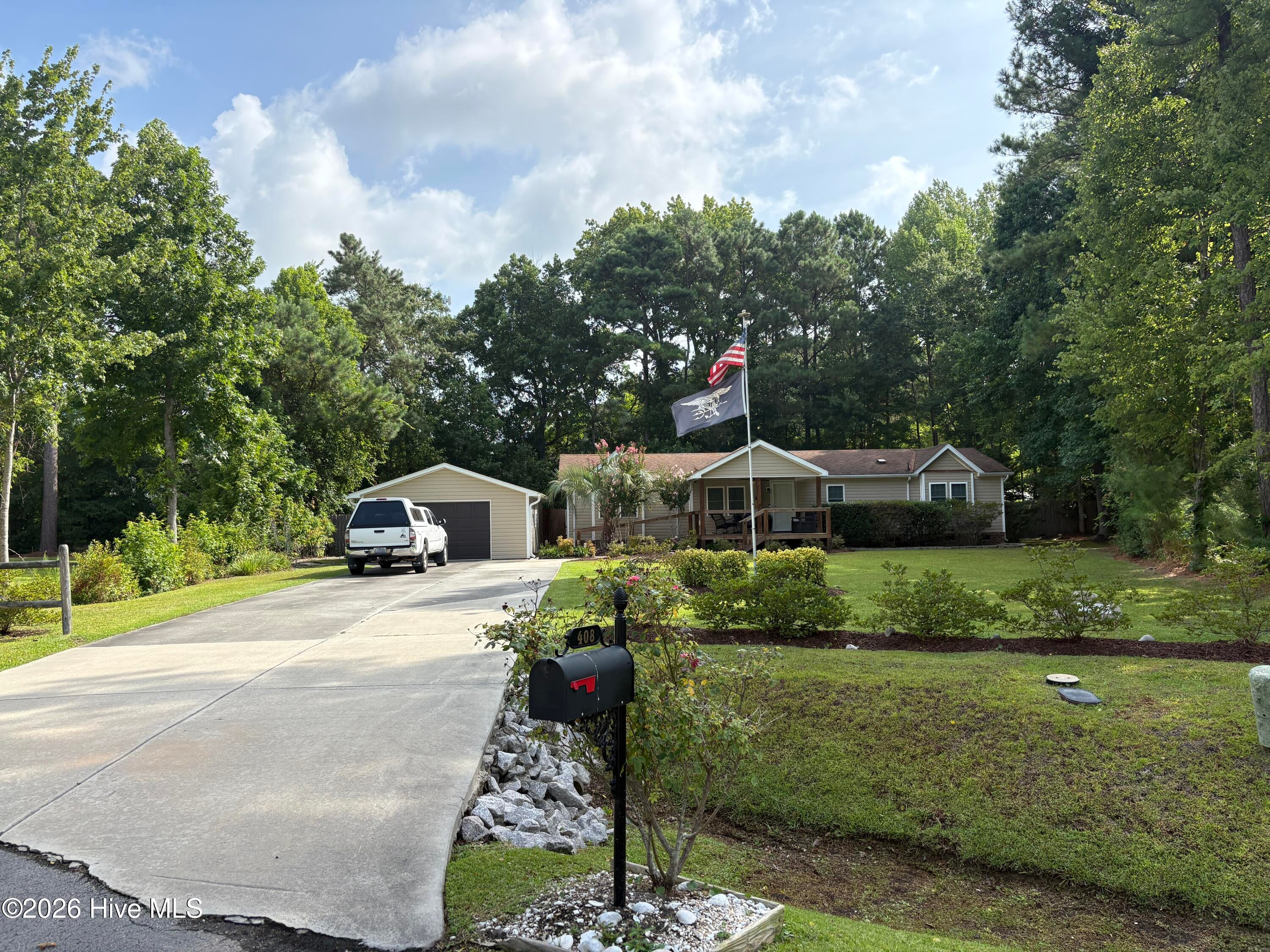 408 Quailridge Court, Peletier, NC, 28584