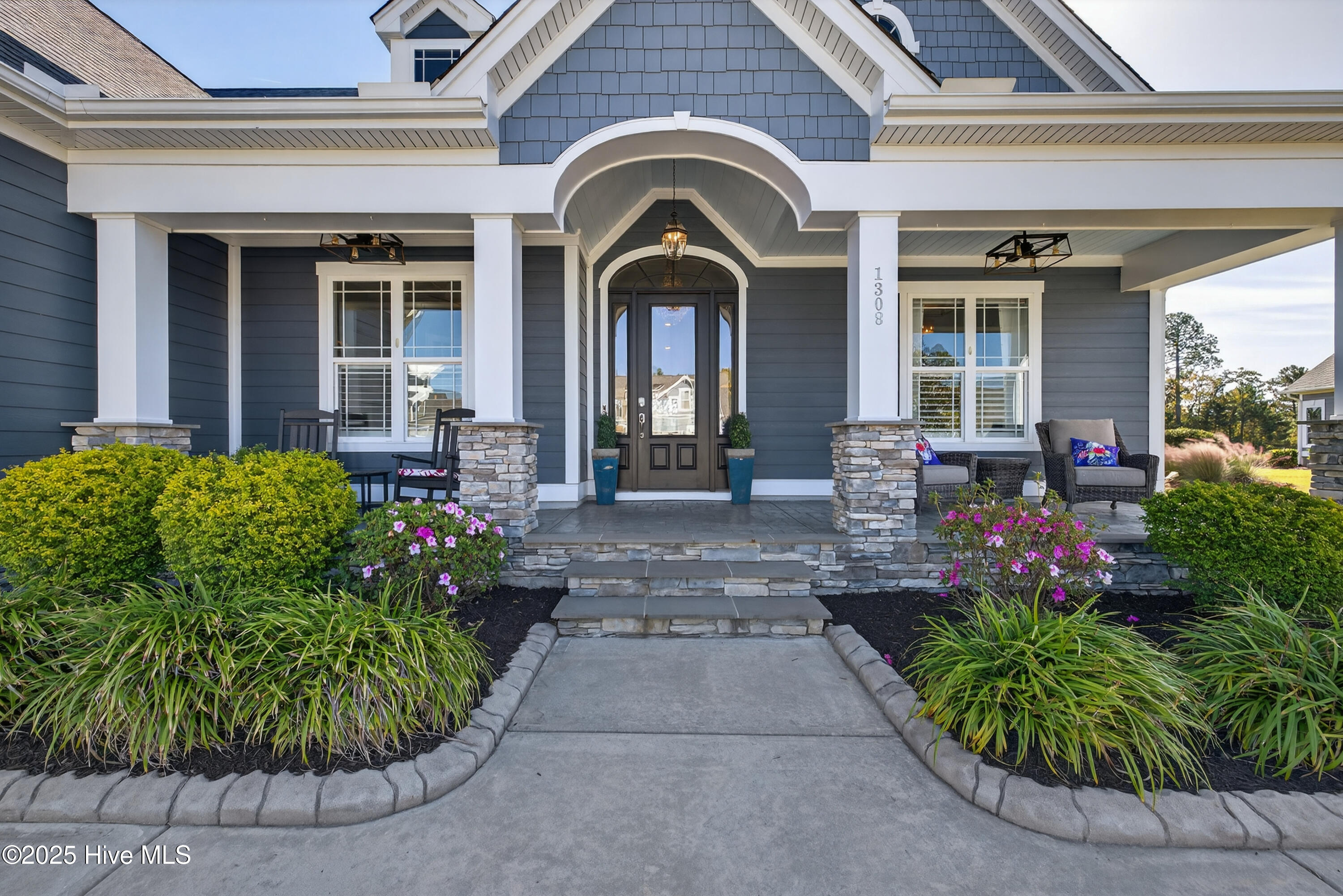 1308 Cross Water Circle