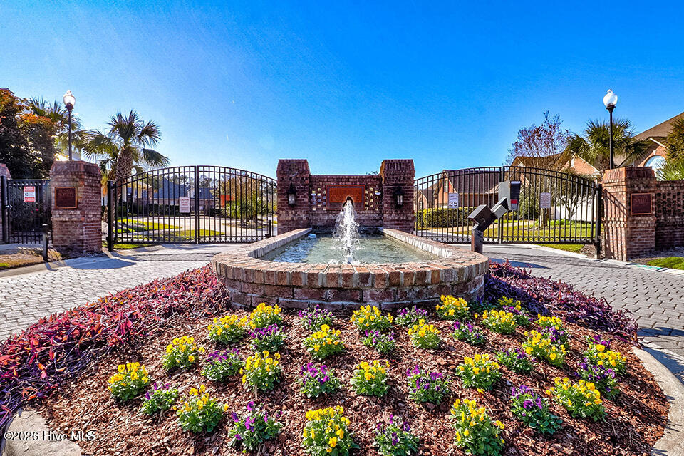 2604 Baypointe Cove