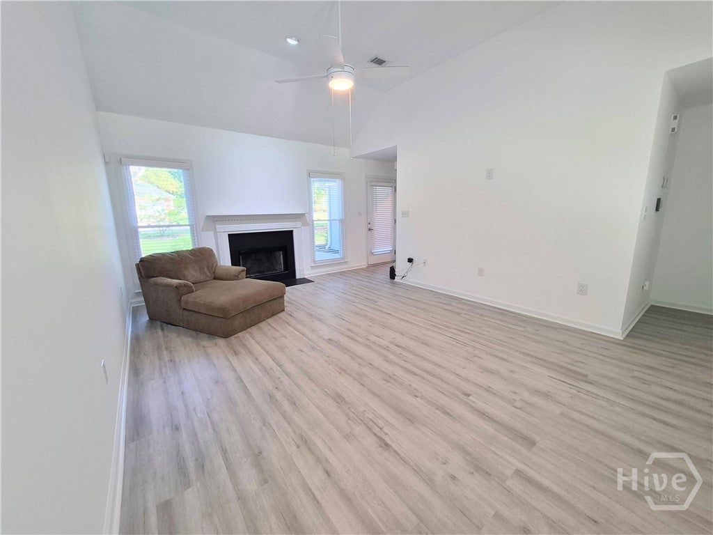 103 Meadow Creek