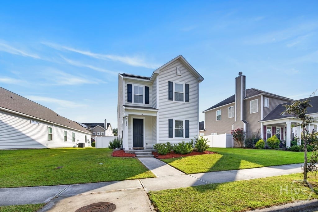 109 Crabapple Circle