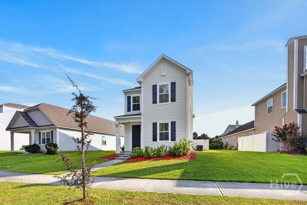 109 Crabapple Circle