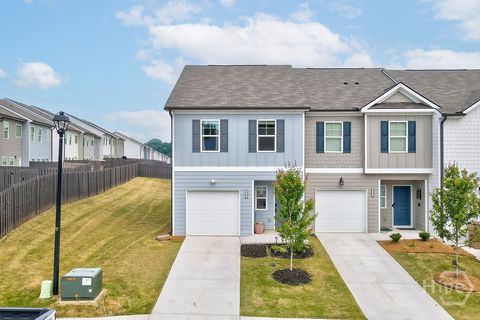 Townhouse For Sale - 529 Buxton Road<br/> Hoschton, GA 30548