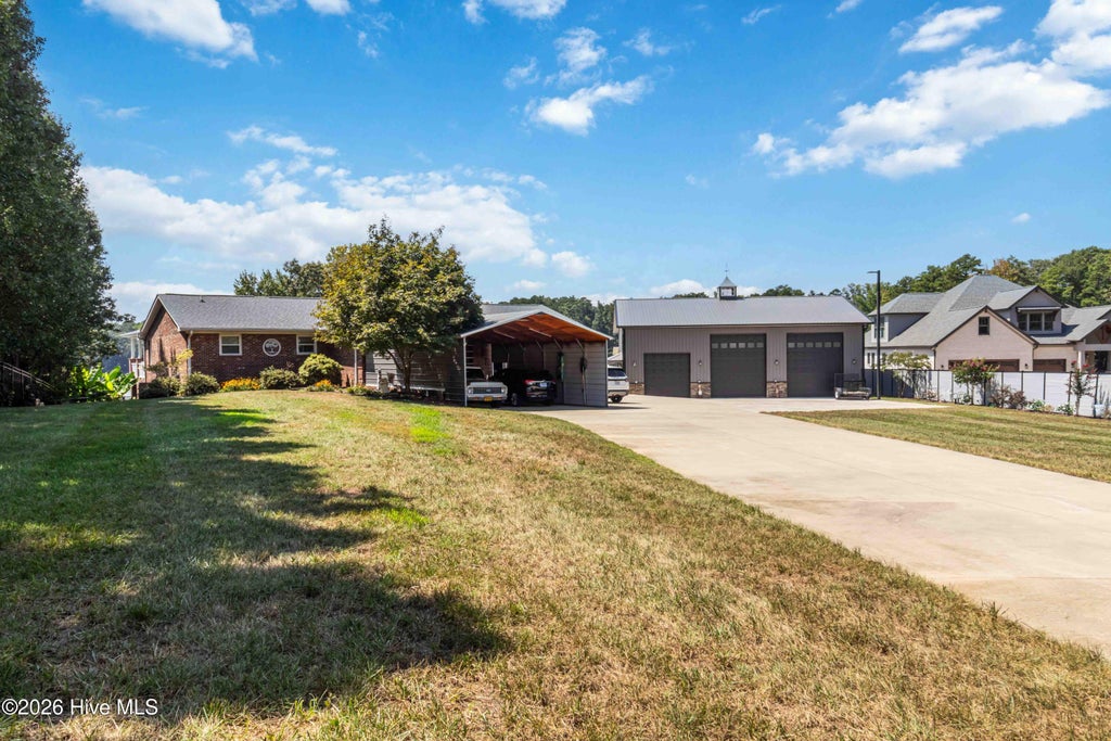 Photo of 240 Foresail Road, Salisbury, NC 28146 (MLS # 100601632)