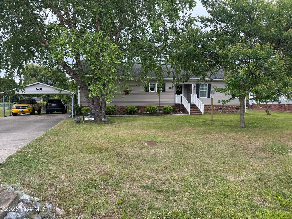 Photo of 105 Clancey Court, Elizabeth City, NC 27909 (MLS # 100574228)