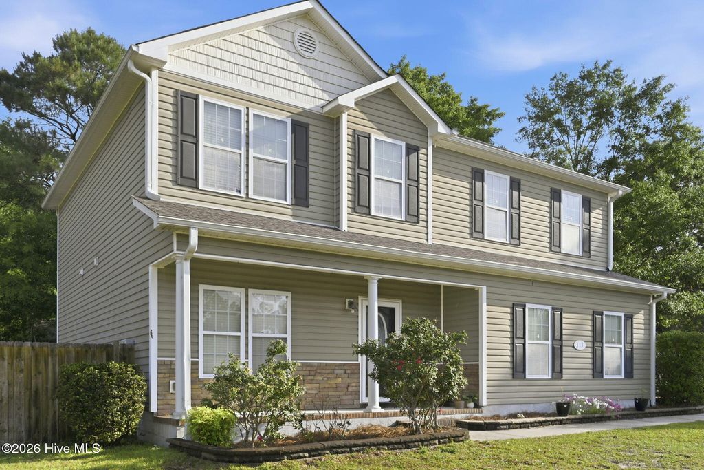 Photo of 113 Sunny Point Drive, Richlands, NC (MLS # 100572735)