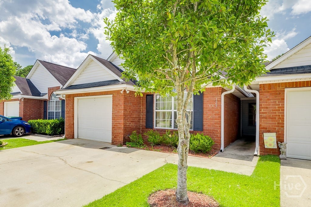 Photo of 125 E Towne Park Drive, Rincon, GA 31326 (MLS # SA367044)