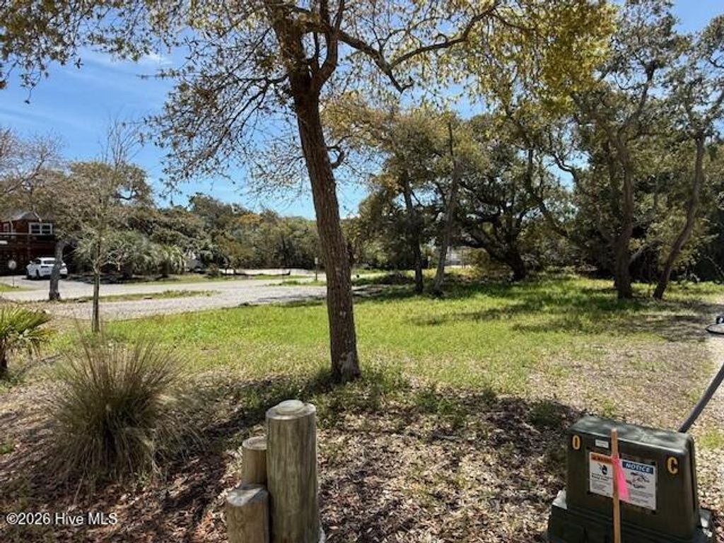 Photo of 5 Se 74th St, Oak Island, NC 28465 (MLS # 100565841)