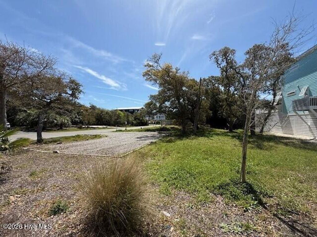 Photo of 5 Se 74th St, Oak Island, NC 28465 (MLS # 100565841)