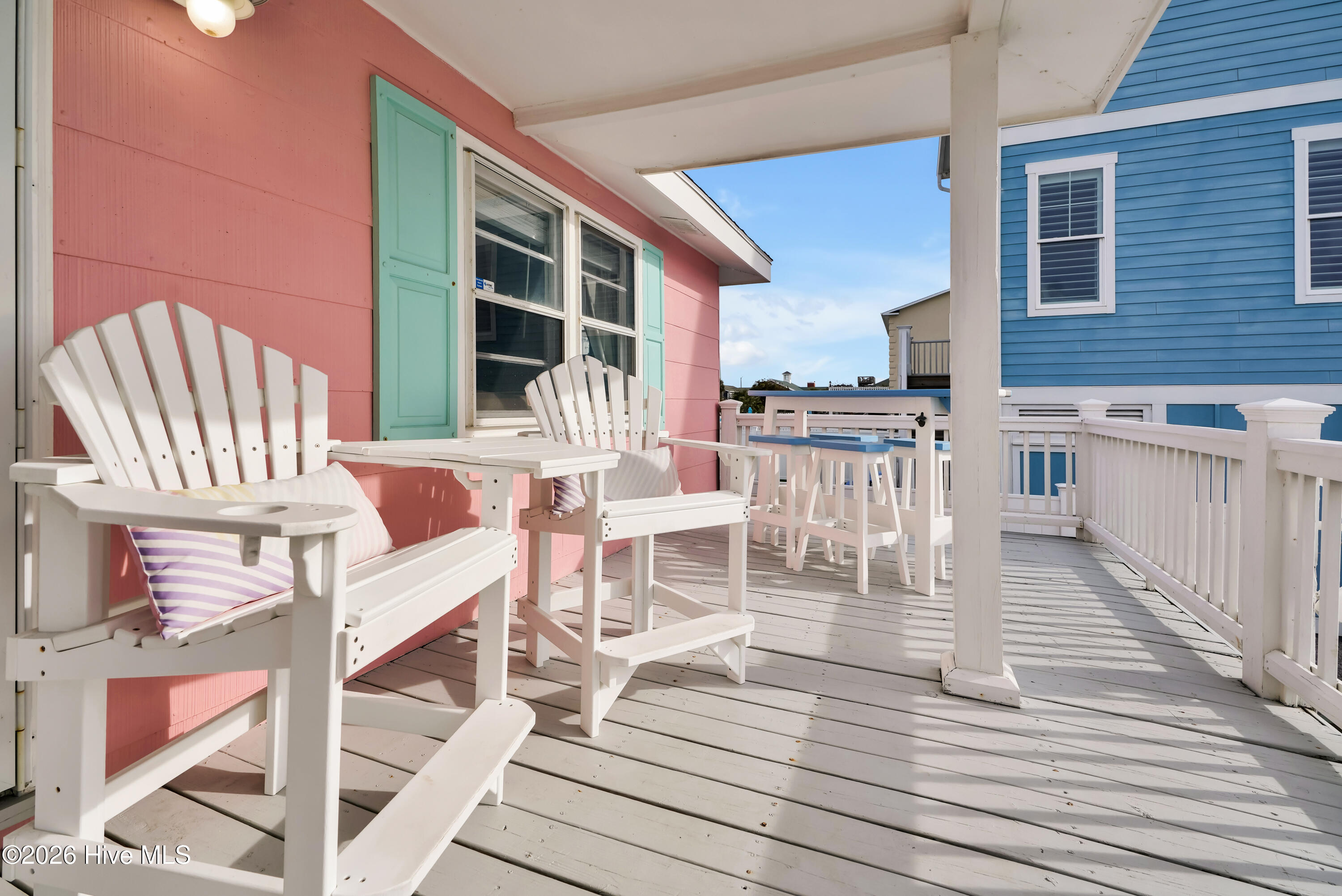 166 Ocean Boulevard W