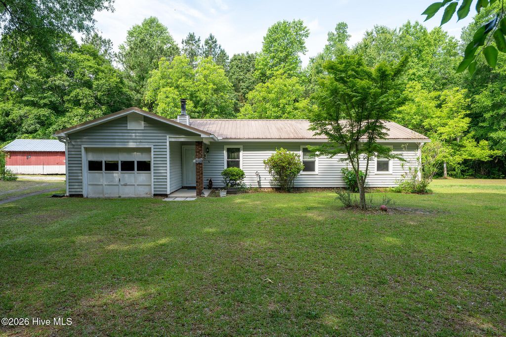 Photo of 5101 Sand Ridge Road, New Bern, NC 28560 (MLS # 100577313)