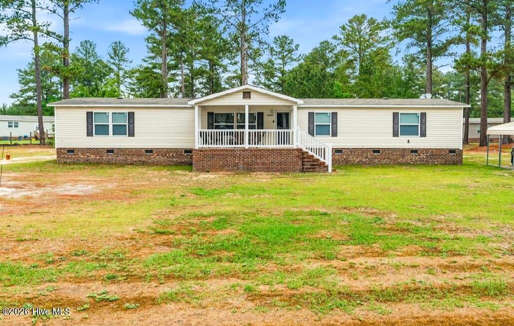 Photo of 20941 Iris Drive, Wagram, NC 28396 (MLS # 100576776)