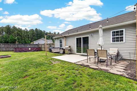 Tiny photo for 102 Blossom Court, Maple Hill, NC 28454 (MLS # 100573967)