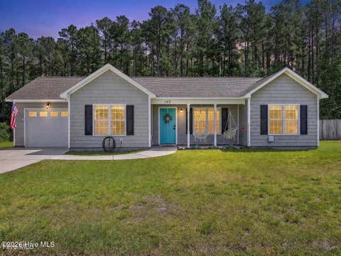 Homes For Sale - 102 Blossom Court<br/> Maple Hill, NC 28454