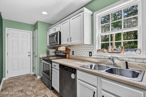 Tiny photo for 102 Blossom Court, Maple Hill, NC 28454 (MLS # 100573967)