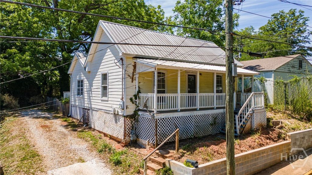 Photo of 285 N Rocksprings Street, Athens, GA 30606 (MLS # CL355340)