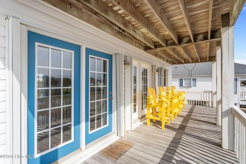 Tiny photo for 1301 N New River Drive, Surf City, NC 28445 (MLS # 100554956)