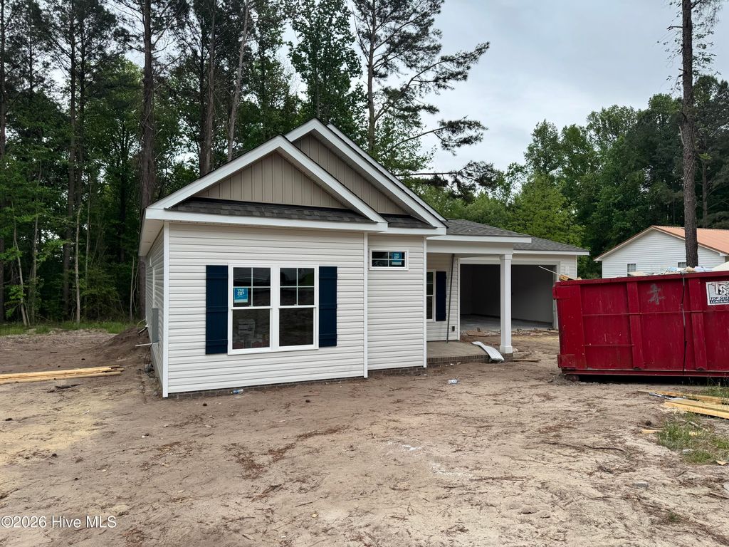 Photo of 1749 Walnut Run Drive, Deep Run, NC 28525 (MLS # 100569908)