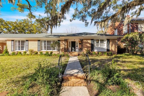 Homes For Sale - 602 Washington Avenue<br/> Chatham County, Savannah, GA 31405