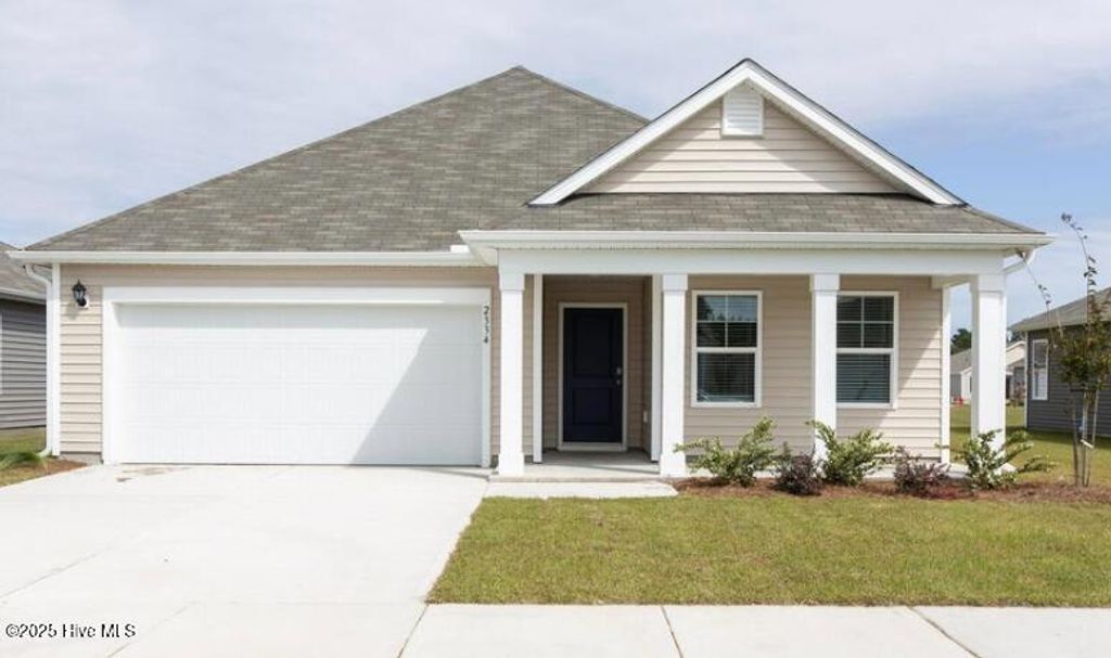 Photo of 406 Oak Knoll Drive #Lot 42, Jacksonville, NC 28546 (MLS # 100552098)