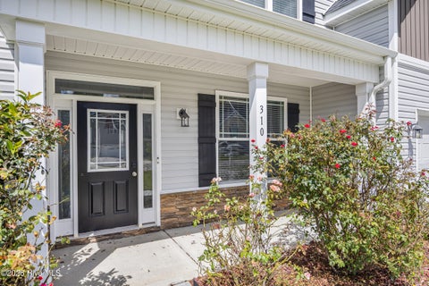 Tiny photo for 310 Bear Run, Jacksonville, NC 28540 (MLS # 100603341)