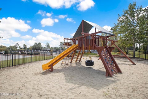 Tiny photo for 310 Bear Run, Jacksonville, NC 28540 (MLS # 100603341)