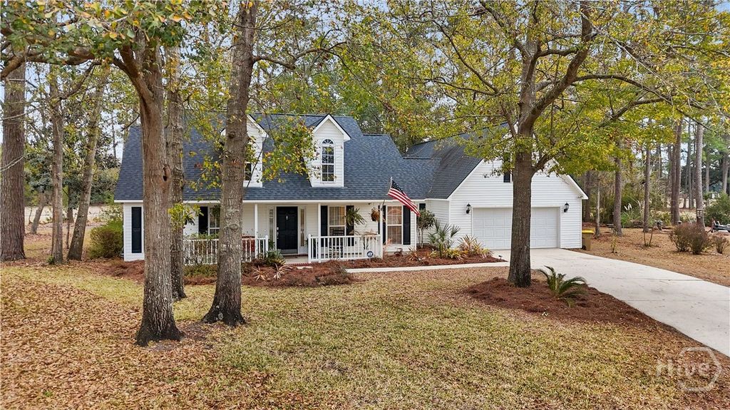 Photo of 195 Egrets Way Lane, Richmond Hill, GA 31324 (MLS # SA348062)