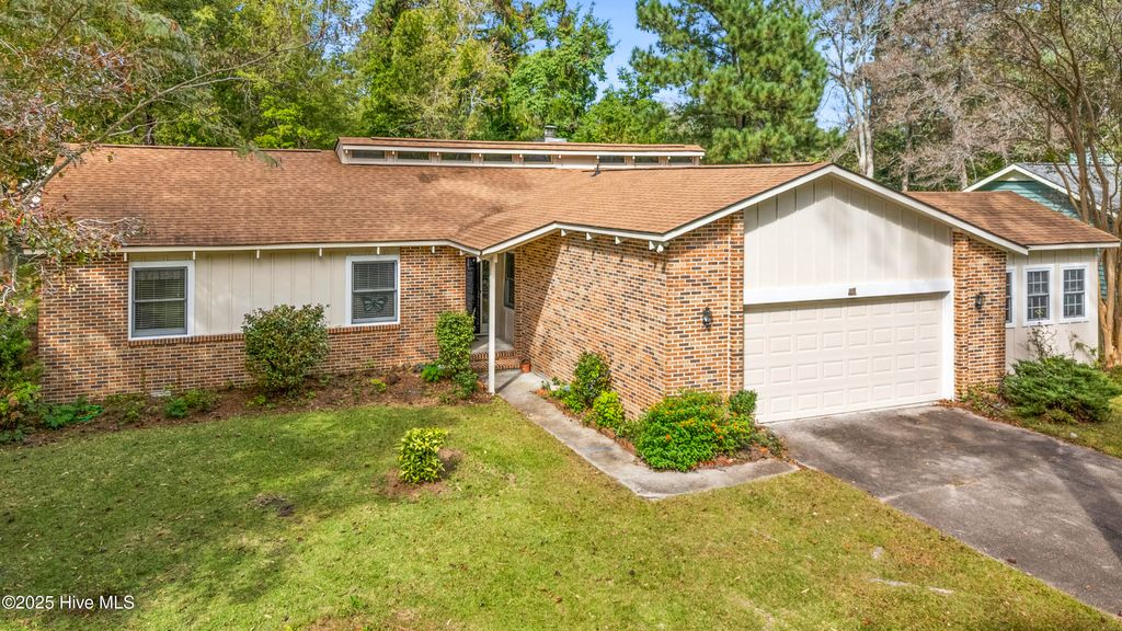 Photo of 3608 Meadow Drive, Morehead City, NC 28557 (MLS # 100539161)