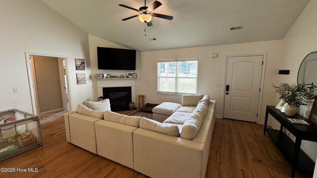 Photo of 225 Westfield Drive, Richlands, NC 28574 (MLS # 100577680)