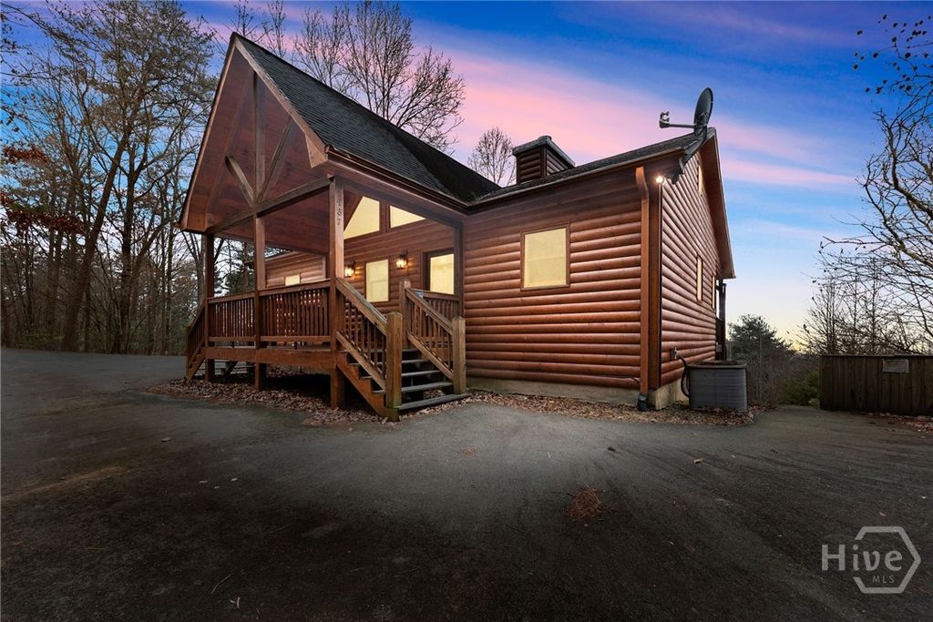 Photo of 437 Spruce Circle, Mineral Bluff, GA 30559 (MLS # CL347970)