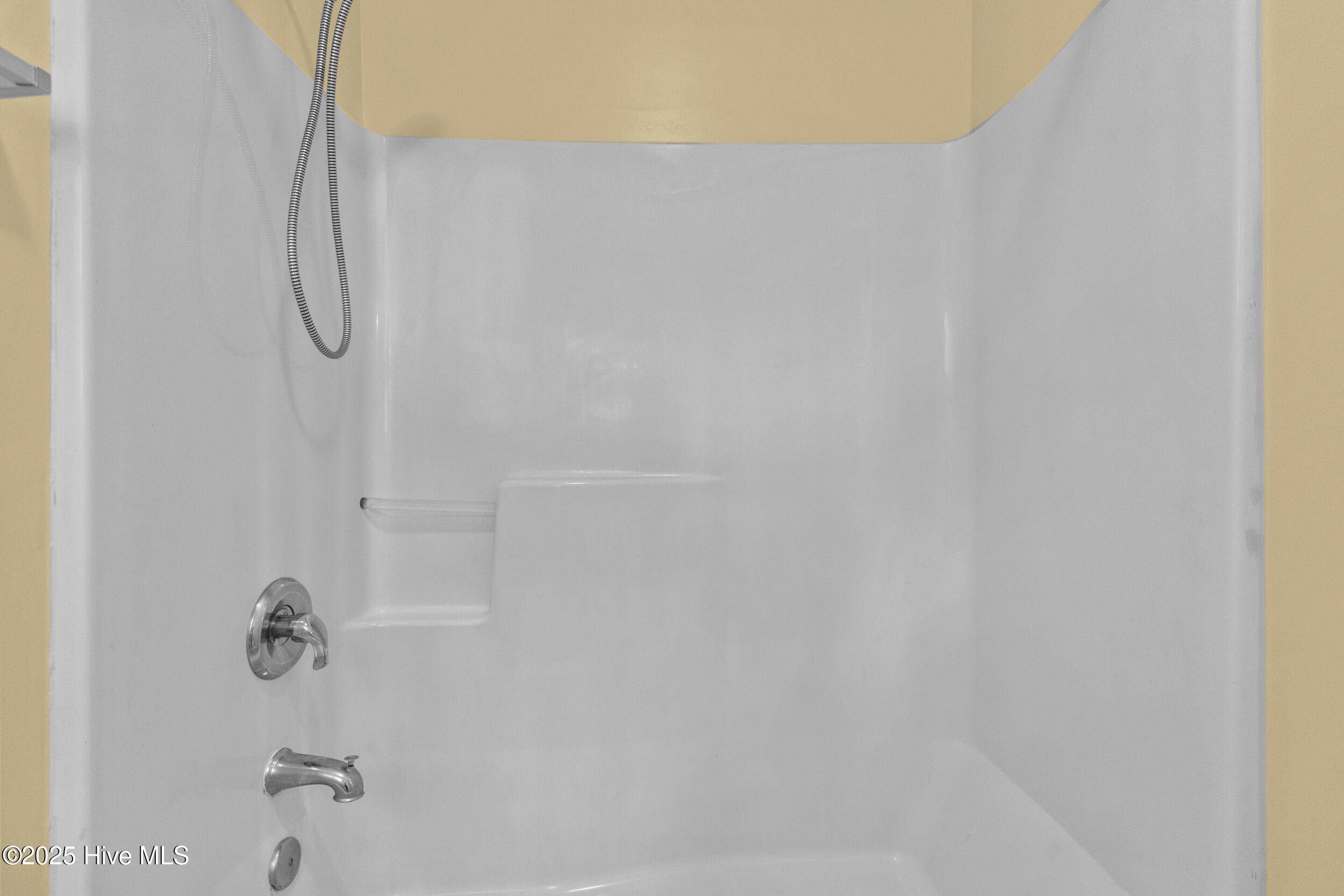 Leland, North Carolina 28451, United States, 4 Bedrooms Bedrooms, ,2 BathroomsBathrooms,Residential,Active,255808