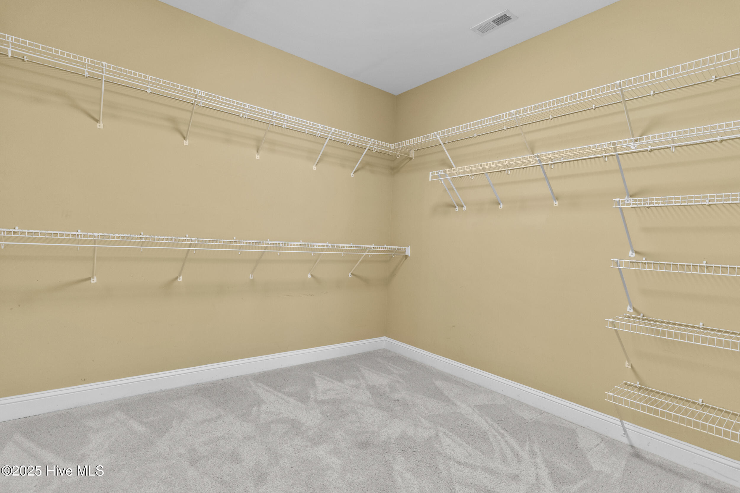 Leland, North Carolina 28451, United States, 4 Bedrooms Bedrooms, ,2 BathroomsBathrooms,Residential,Active,255808