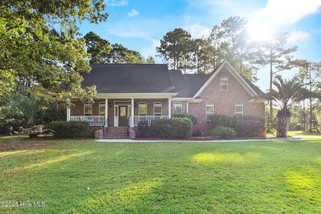 Photo of 510 Kingsworth Lane SE, Leland, NC 28451 (MLS # 100534384)