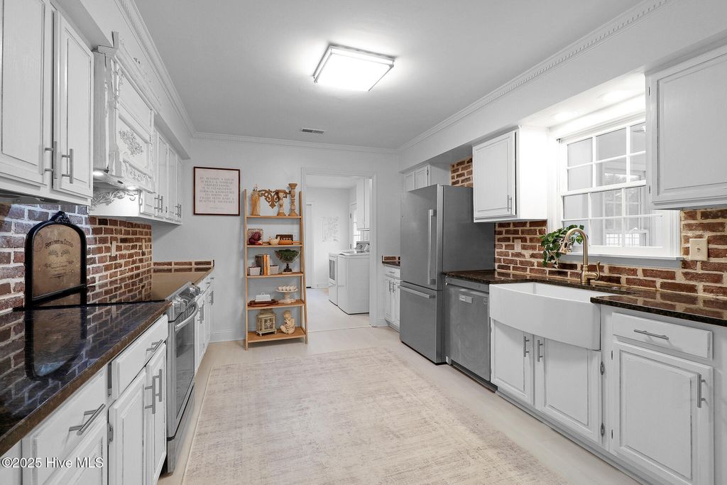 Photo of 229 Cottontail Run, Newport, NC 28570 (MLS # 100546375)