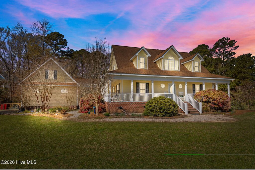 Photo of 1052 N Creek Drive, Belhaven, NC 27810 (MLS # 100562712)