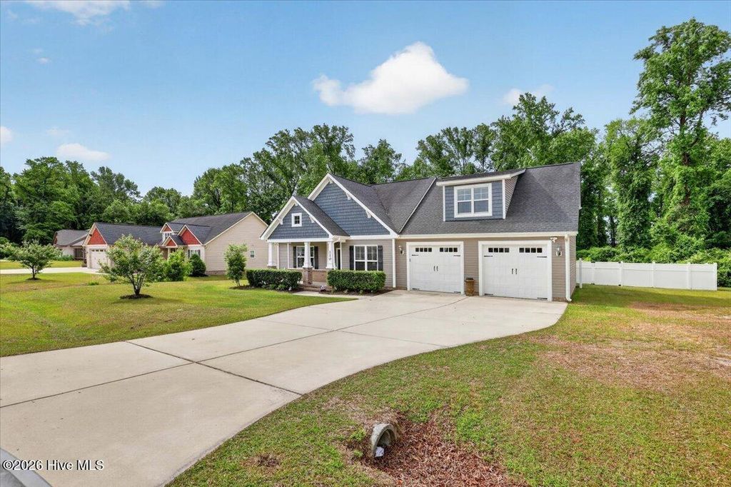 Photo of 110 Barringer Drive, La Grange, NC 28551 (MLS # 100572588)