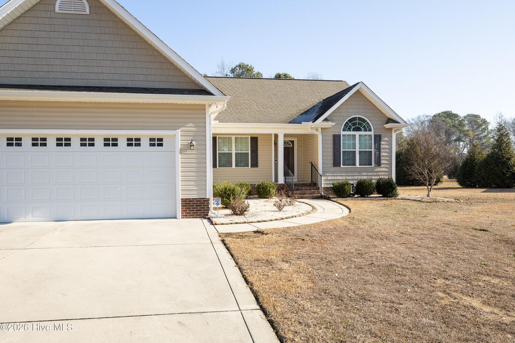 Photo of 111 New Pine Lane, Clinton, NC 28328 (MLS # 100553627)