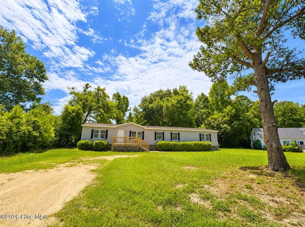 Photo of 485 Wine View Court SE, Bolivia, NC 28422 (MLS # 100596358)